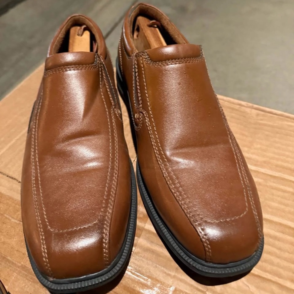 Johnston & Murphy
Men's XC4 Stanton 2.0 Waterproof Run Off Venetians